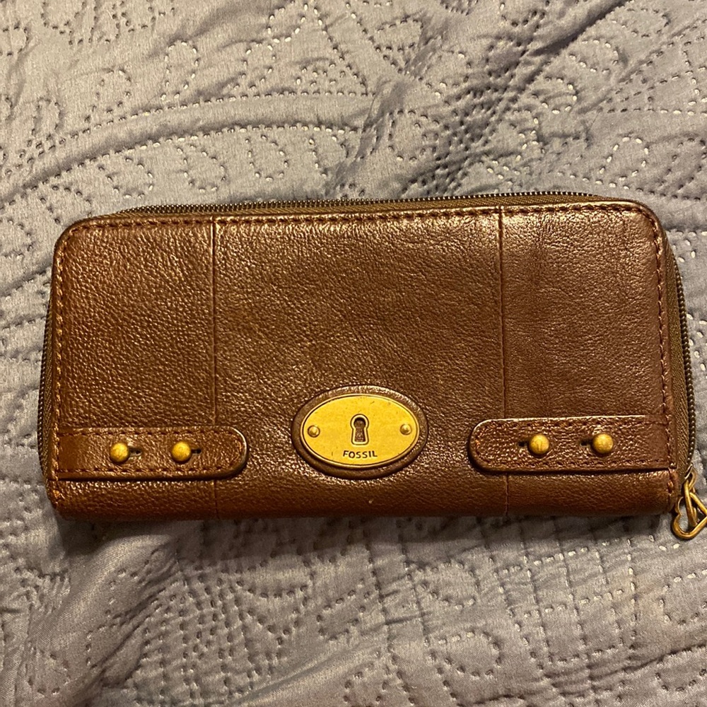 Fossil wallet